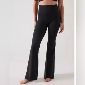 Athleta salutation stash Ribbed Flare Pants